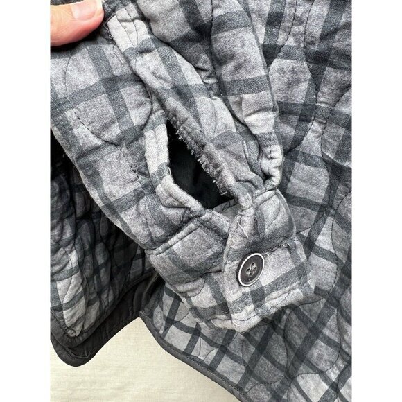 Time And Tru Quilted Gray Plaid Jacket Women’s Sz S 4-6 Button Up Comfortable - Picture 5 of 7